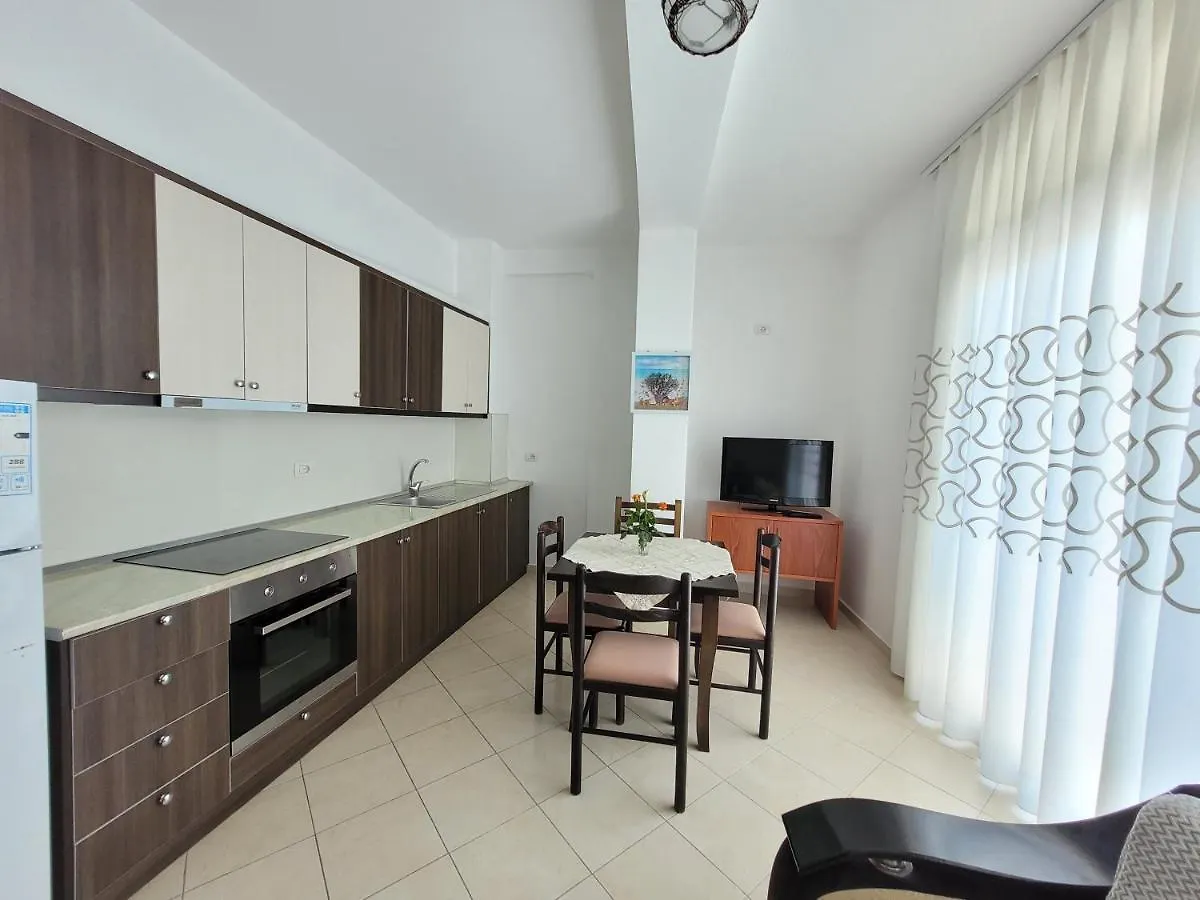 Parid Appartments Sarandë 公寓
