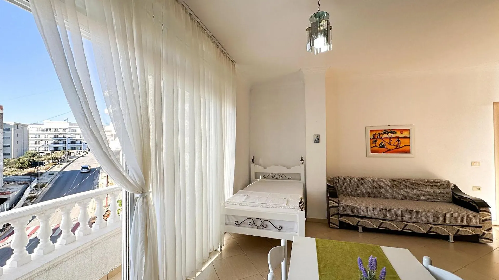 Parid Appartments Sarandë 公寓