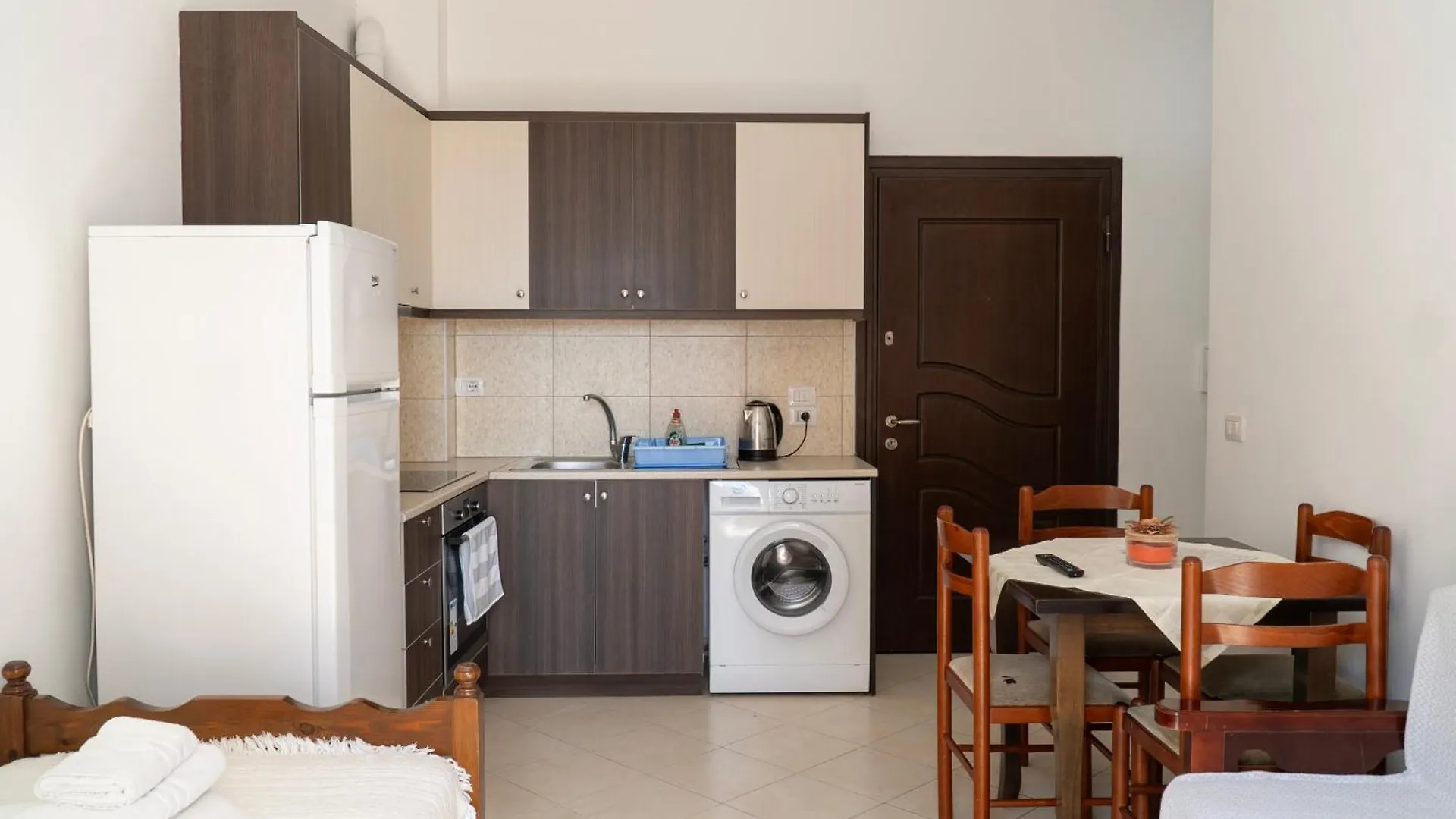 Parid Appartments Sarandë Apartamento
