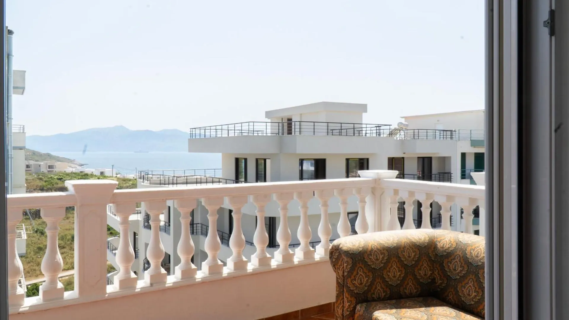 Parid Appartments Sarandë 公寓