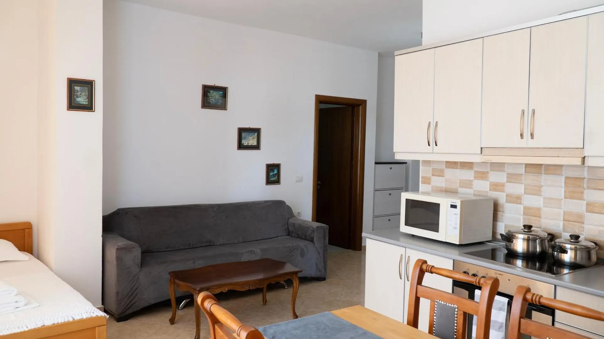 公寓 Parid Appartments Sarandë 阿尔巴尼亚