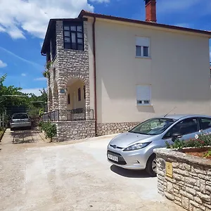 Bukarica Appartamento Pola