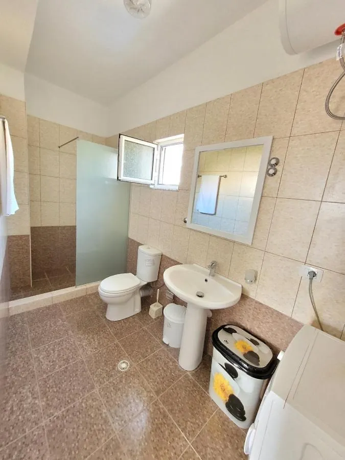 Parid Appartments Sarande